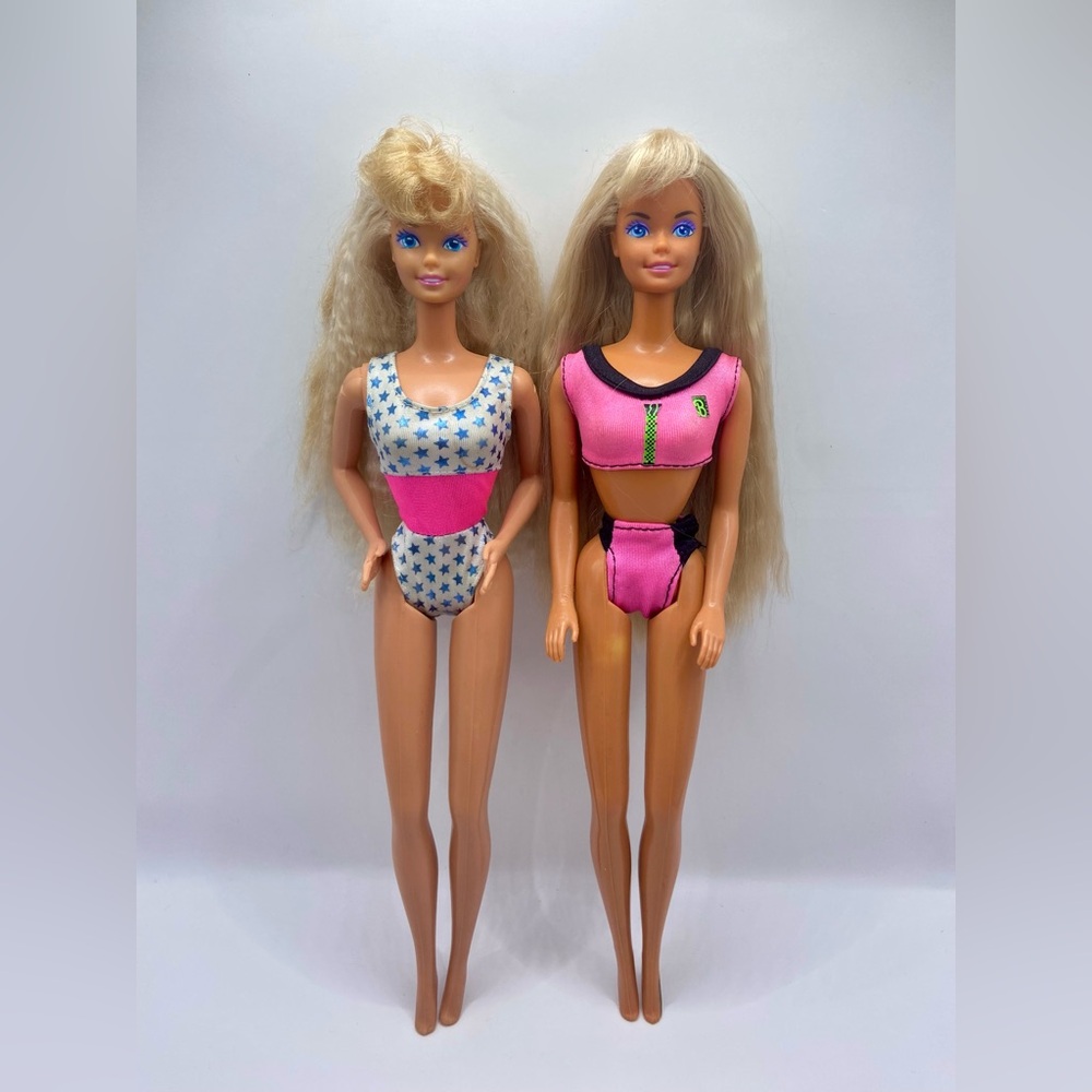 Vintage Barbie Dolls All Star & Beach Blast original Outfits